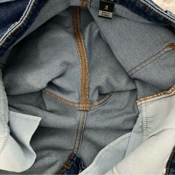 Carhartt Women's Slim Fit High Rise Denim Jeans Size 16 NWOT - Picture 17 of 17